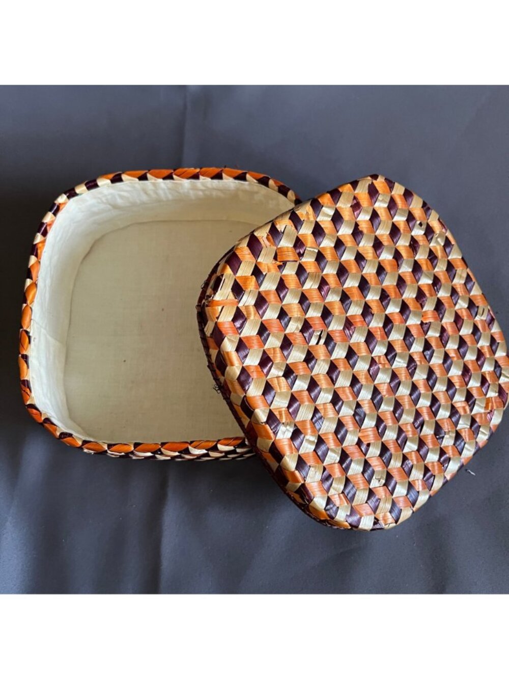 Woven Bamboo Trivet Set with Decorative Storage Box With Lid - Geometric Pattern - Picture 3 of 5
